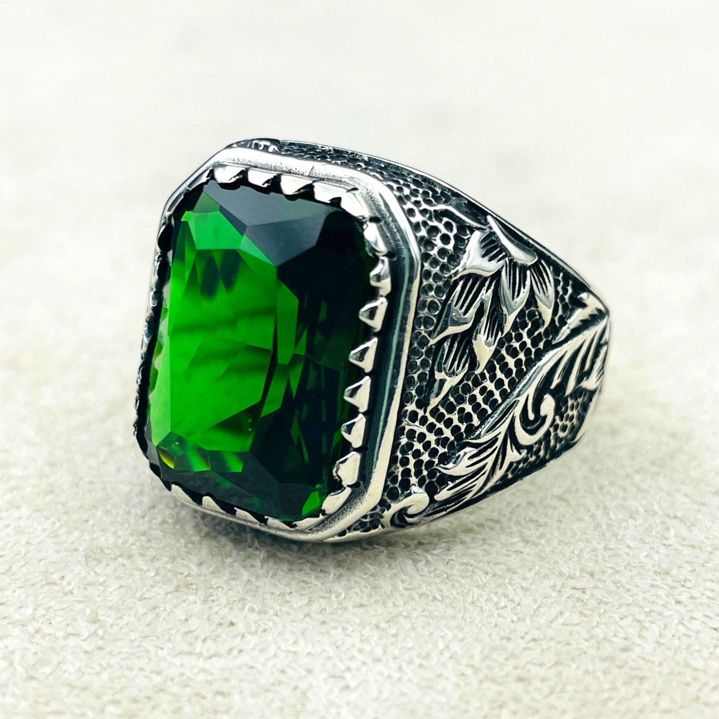 Emerald Ring Men, Green Emerald Square Gemstone Handmade Silver Ring, Leaf Detailed Elegant Ring, 925 Sterling Silver Ring, Gift For Him