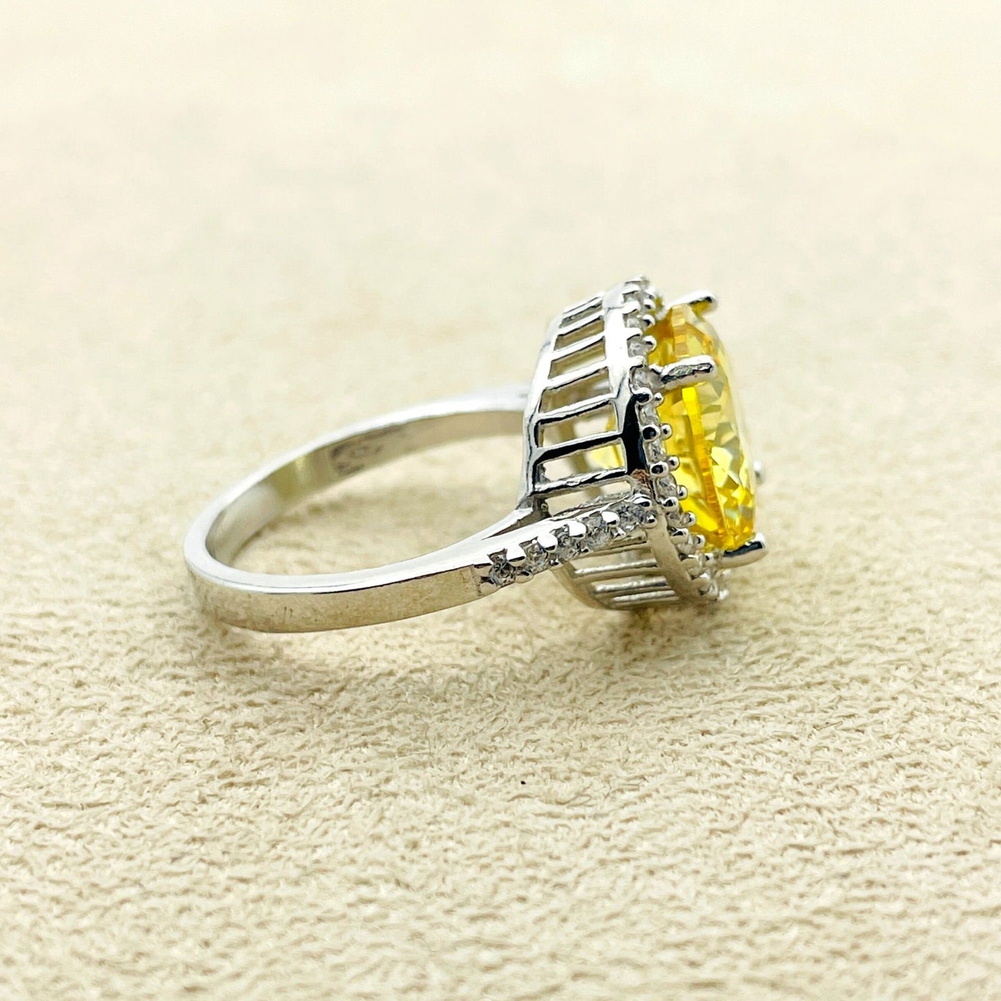 Yellow Citrine Stone Ring Womens, Turkish Handmade Ladies Jewelry, Oval Stone Ring, 925 Sterling Silver,Authentic Ring,Gift For Her