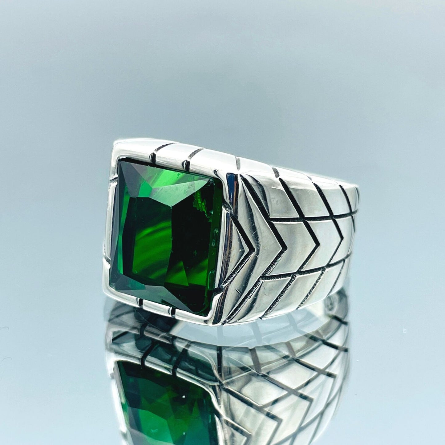 Emerald Ring Mens, Green Stone Ring, Handmade Silver Ring, Elegant Silver Ring, 925 Sterling Silver,Mens Silver Jewelry,Emerald Gift Jewelry