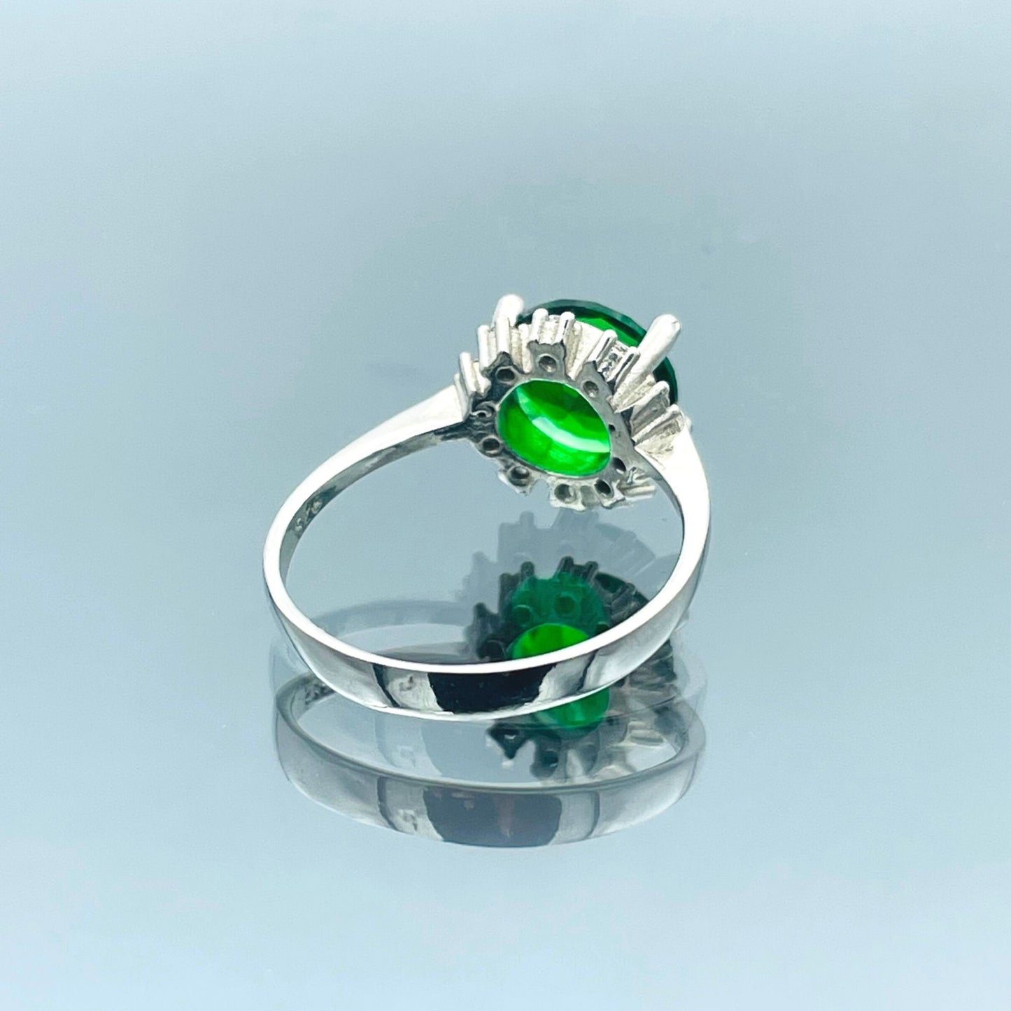 Women's Handmade Silver Ring with Oval Green Emerald Stone - Women's Jewelry - Unique Wedding or Engagement Ring - Ladies Silver Ring