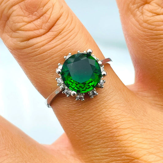 Women's Handmade Silver Ring with Oval Green Emerald Stone - Women's Jewelry - Unique Wedding or Engagement Ring - Ladies Silver Ring