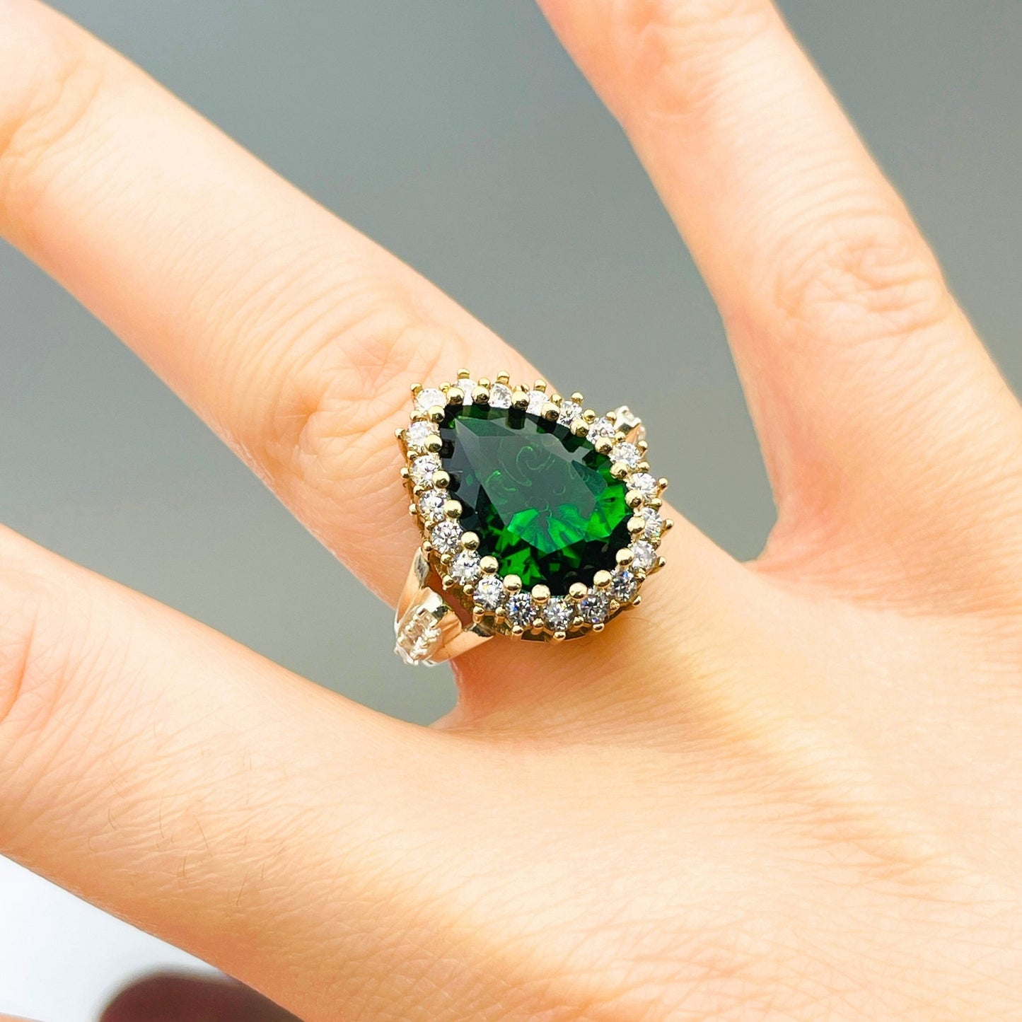 Women Emerald Silver Ring, Turkish Handmade, 925 Sterling Silver Jewelry, Authentic Ring, Hurrem Sultan Ottoman Ring, Gift For Her Jewelry