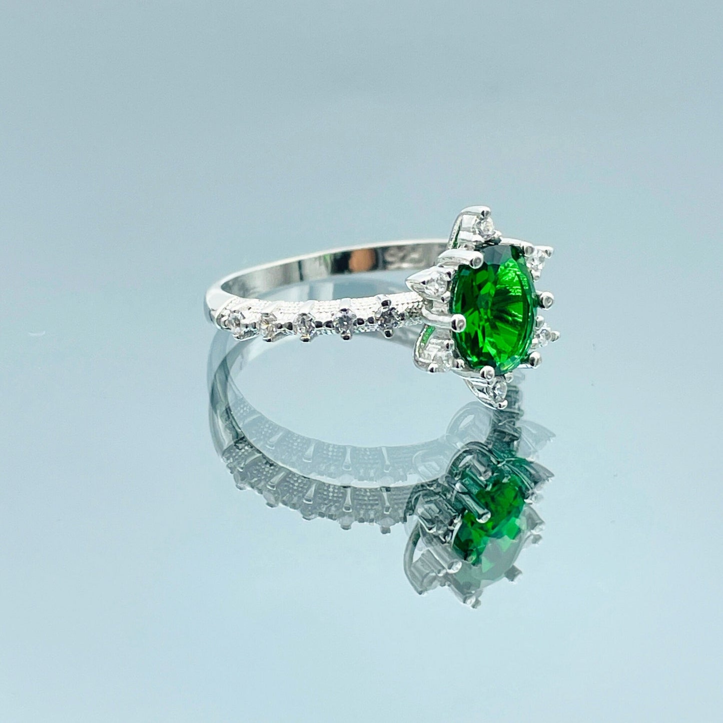 Women Emerald Ring, Authentic Minimalist Ring, 925 Sterling Silver, Gift For Her, Gift For Mother, Gift For Birthday, Gift For Anniversay